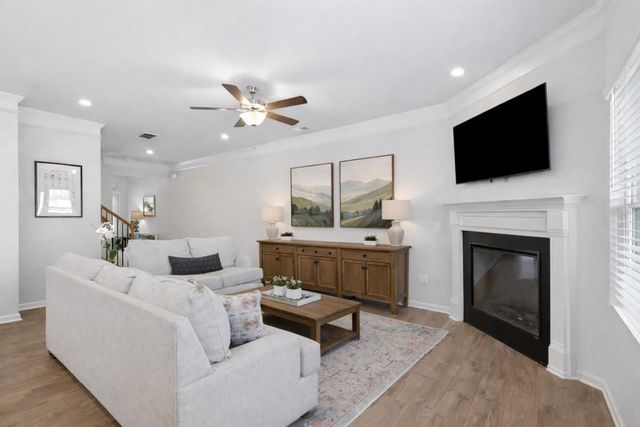 340 Crider Court, Woodstock, GA 30188