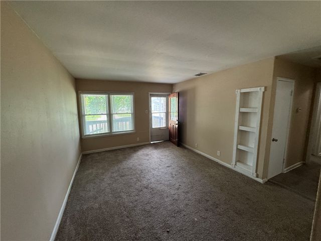 913 Clare Dr, Corpus Christi, TX 78412