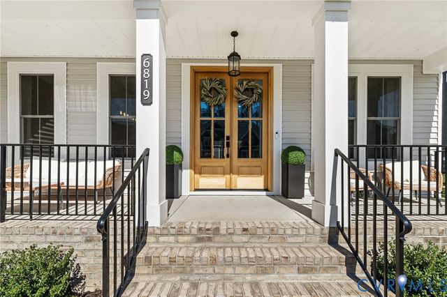 6819 Cove Creek Ct, Moseley, VA 23120