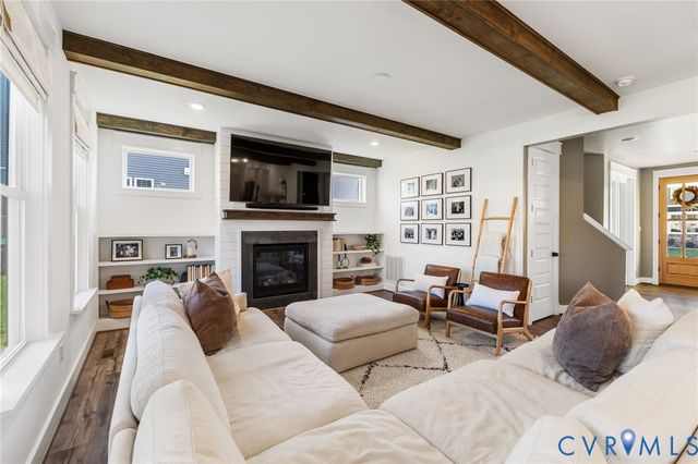 6819 Cove Creek Ct, Moseley, VA 23120