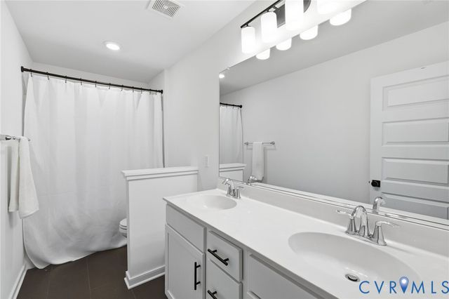 6819 Cove Creek Ct, Moseley, VA 23120