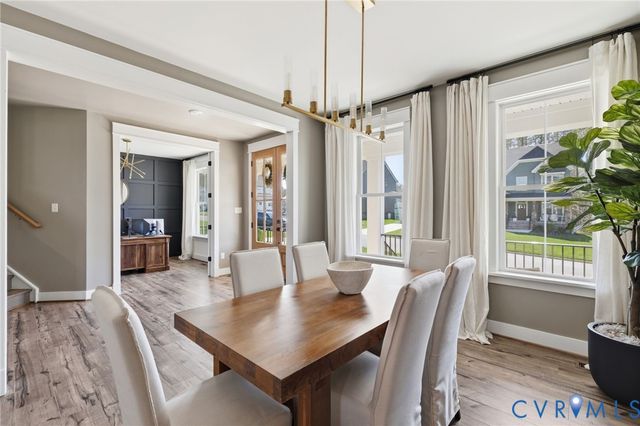 6819 Cove Creek Ct, Moseley, VA 23120