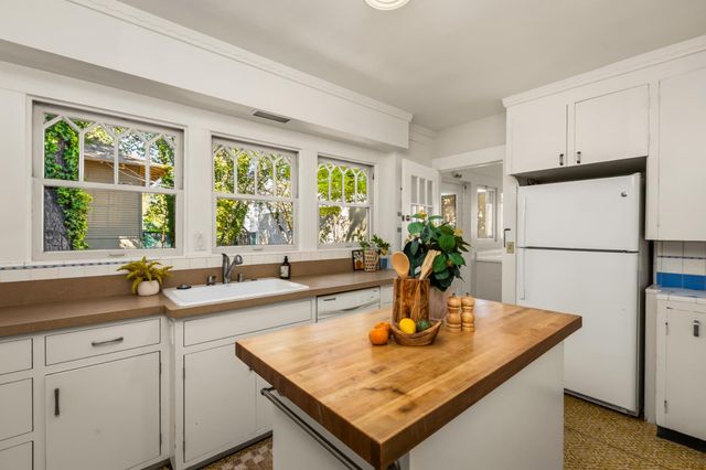 316 W Main St, Grass Valley, CA 95945