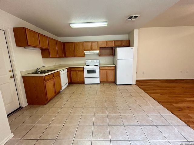 11237 Terra Loop Rd, San Antonio, TX 78233