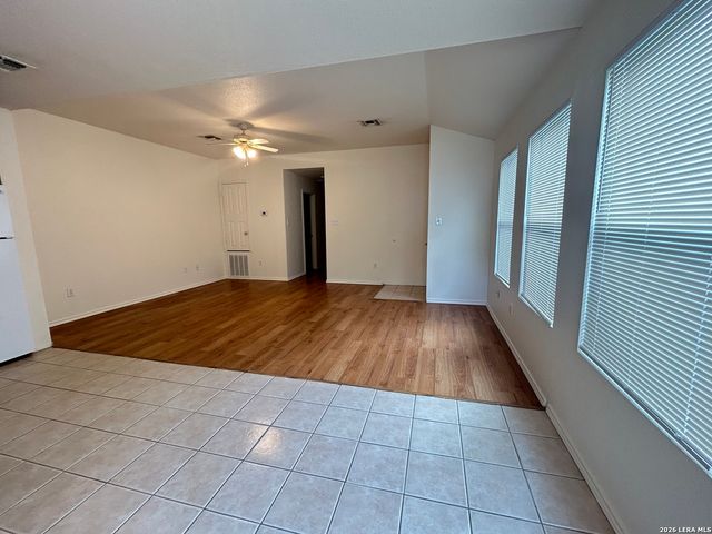 11237 Terra Loop Rd, San Antonio, TX 78233