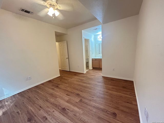 11237 Terra Loop Rd, San Antonio, TX 78233