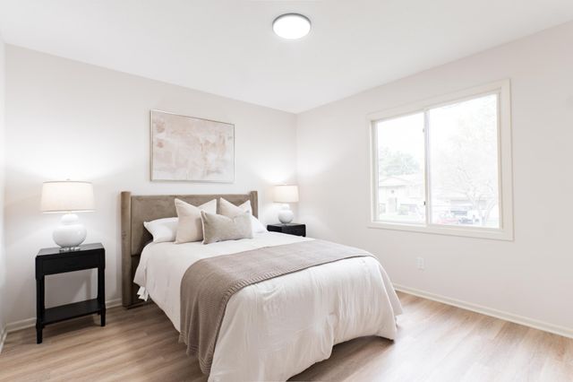 2515 N 83rd Avenue N, Brooklyn Park, MN 55444