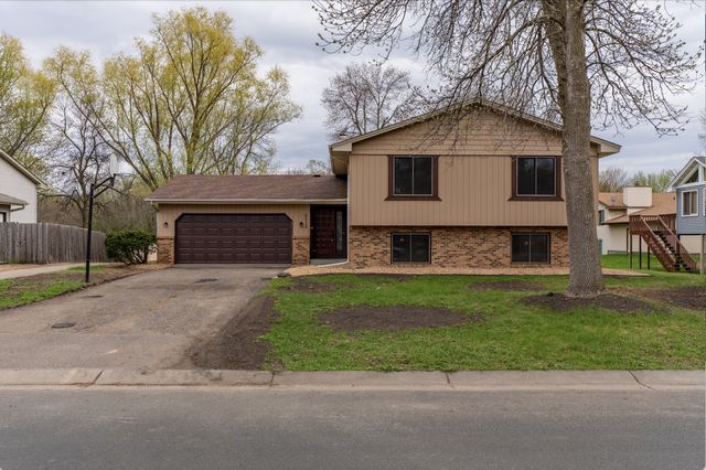 2515 N 83rd Avenue N, Brooklyn Park, MN 55444