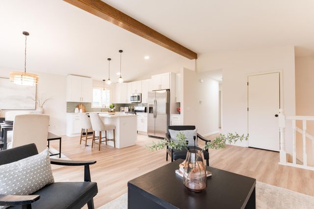 2515 N 83rd Avenue N, Brooklyn Park, MN 55444