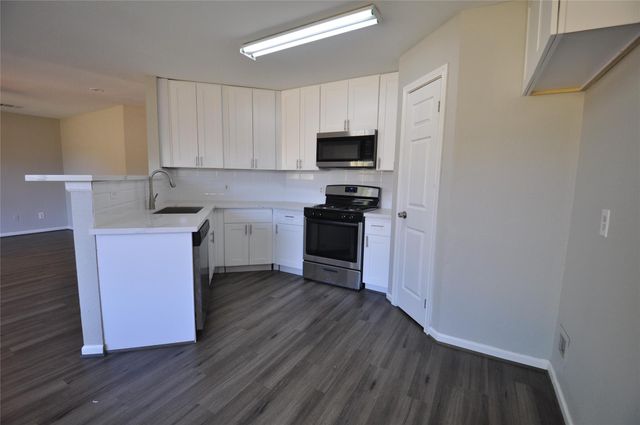 2113 Whittier Drive, Houston, TX 77032
