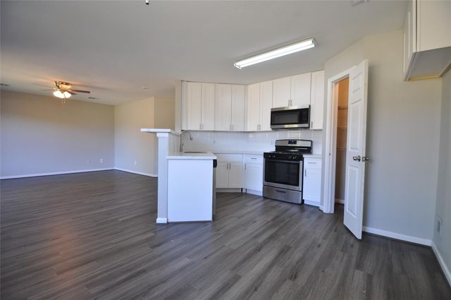 2113 Whittier Drive, Houston, TX 77032