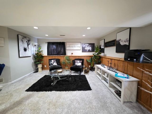 5N087 Mary Court, St. Charles, IL 60175