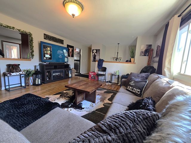 5N087 Mary Court, St. Charles, IL 60175