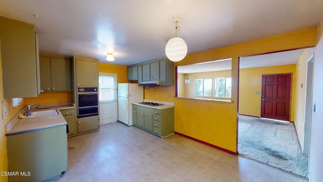 640 Calle Del Oro, Santa Barbara, CA 93109