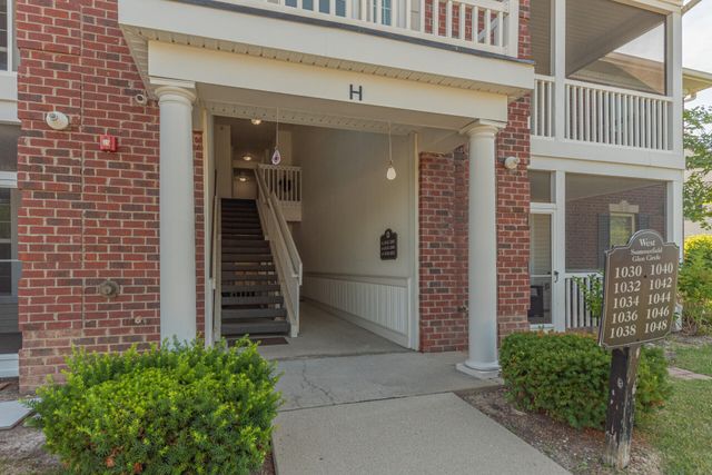 1042 W Summerfield Glen Circle, Ann Arbor, MI 48103