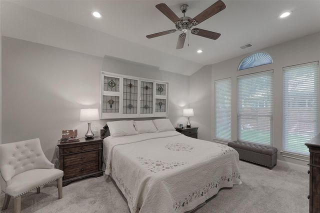 756 Holly Springs Drive, Conroe, TX 77302