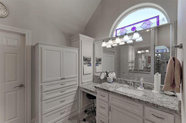 756 Holly Springs Drive, Conroe, TX 77302