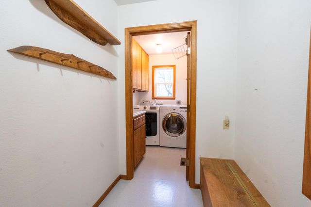 209 College Drive, Grants Pass, OR 97527