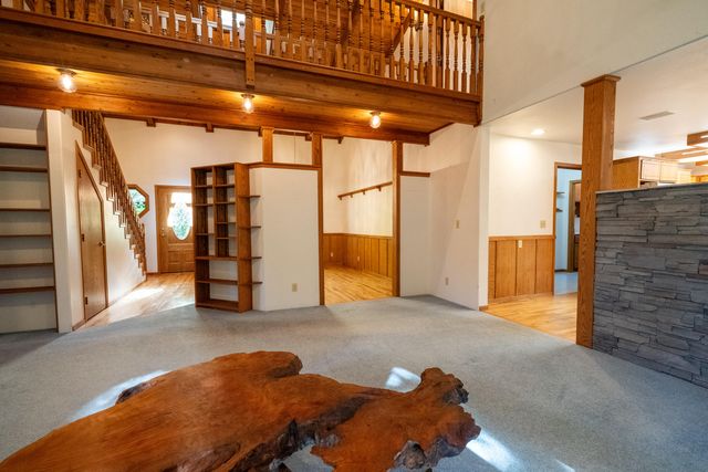 209 College Drive, Grants Pass, OR 97527
