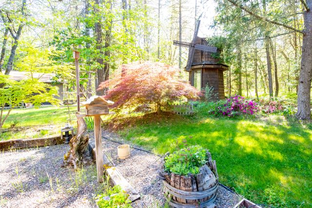 209 College Drive, Grants Pass, OR 97527