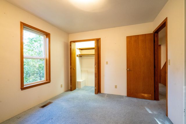 209 College Drive, Grants Pass, OR 97527
