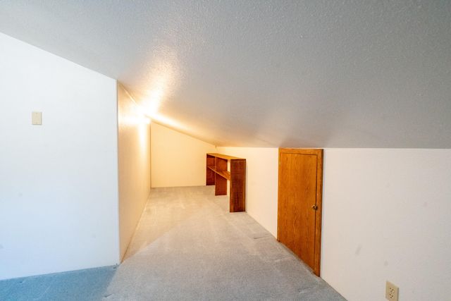 209 College Drive, Grants Pass, OR 97527