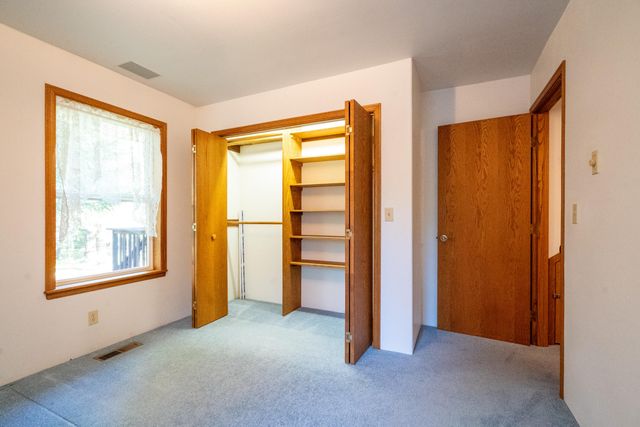 209 College Drive, Grants Pass, OR 97527