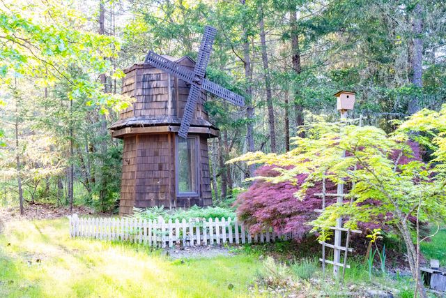 209 College Drive, Grants Pass, OR 97527