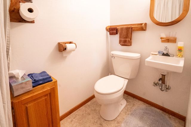 209 College Drive, Grants Pass, OR 97527