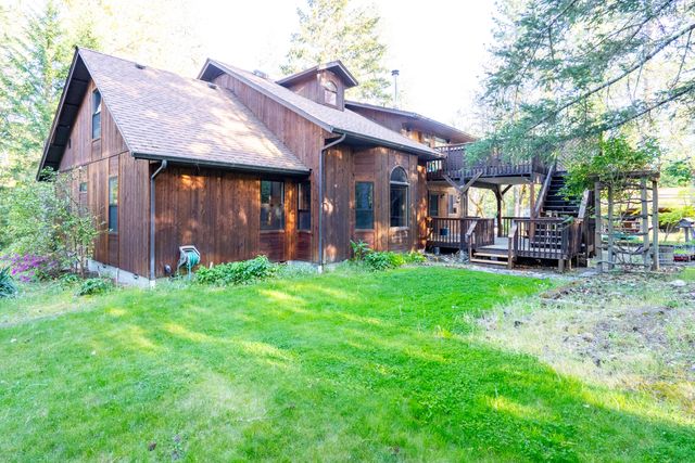 209 College Drive, Grants Pass, OR 97527