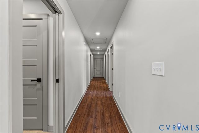 201 Zion Dr, Farmville, VA 23901