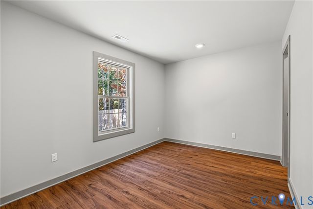 201 Zion Dr, Farmville, VA 23901