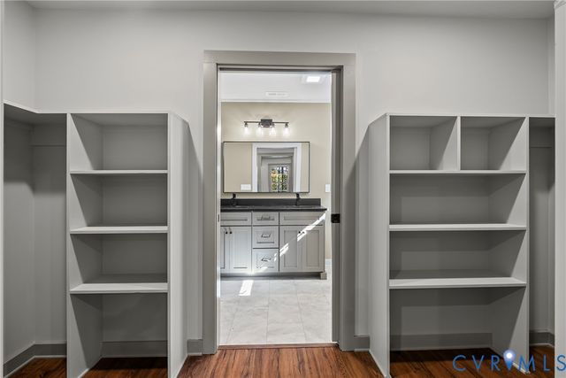 201 Zion Dr, Farmville, VA 23901