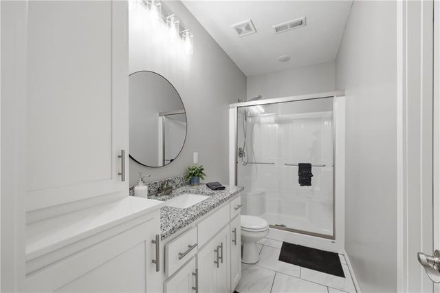 1809 NW Nicholas Drive, Grain Valley, MO 64029