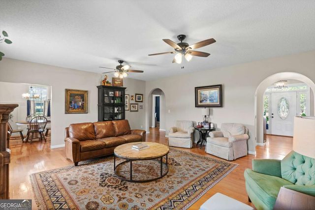 148 Henry Mack Hill Road, Rydal, GA 30171