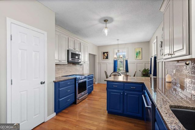 148 Henry Mack Hill Road, Rydal, GA 30171