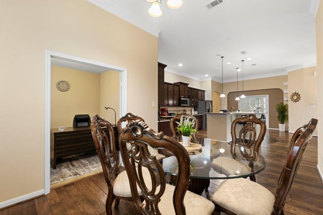 13306 Misting Falls Lane, Pearland, TX 77584