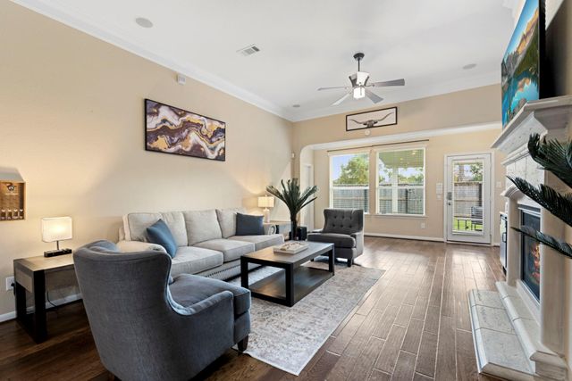 13306 Misting Falls Lane, Pearland, TX 77584