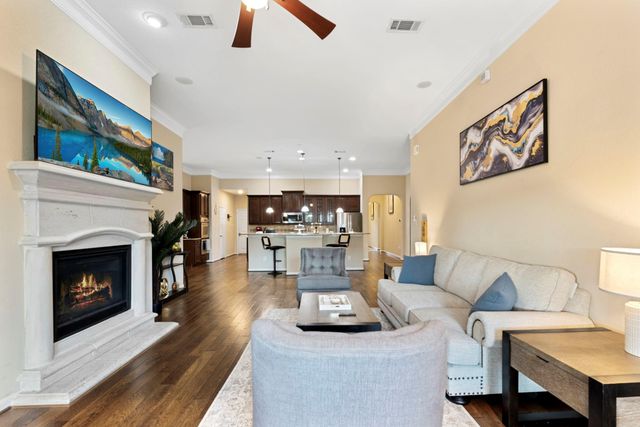 13306 Misting Falls Lane, Pearland, TX 77584