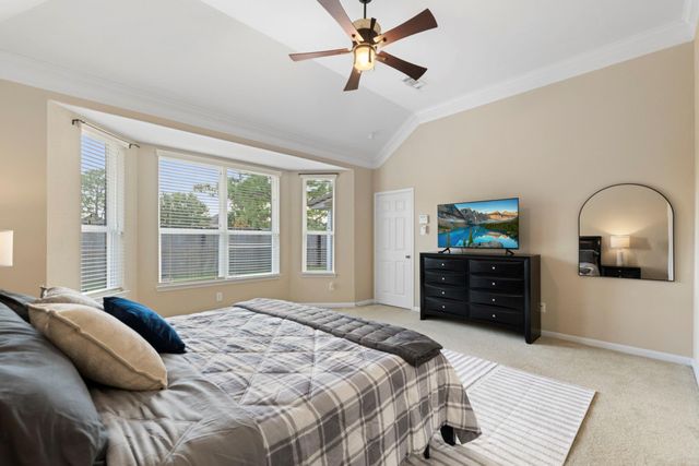 13306 Misting Falls Lane, Pearland, TX 77584