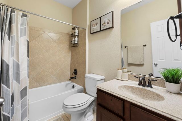 13306 Misting Falls Lane, Pearland, TX 77584