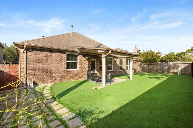 13306 Misting Falls Lane, Pearland, TX 77584