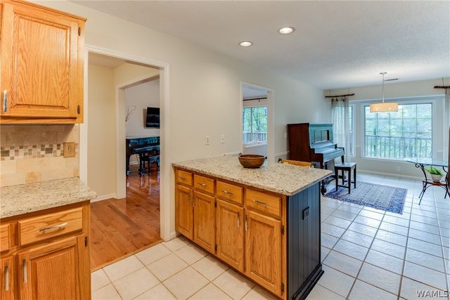 14864 Dema Rest Spur, Northport, AL 35475