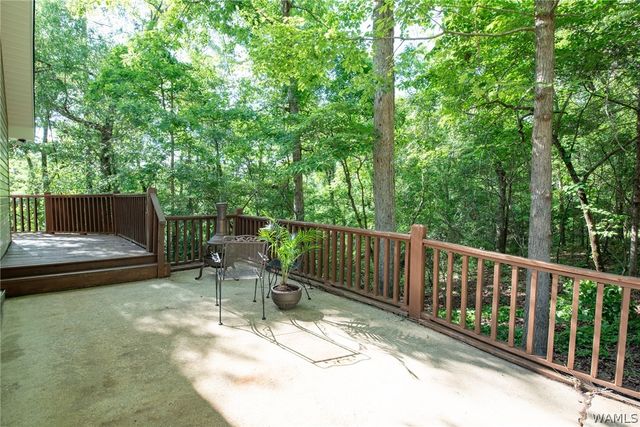 14864 Dema Rest Spur, Northport, AL 35475