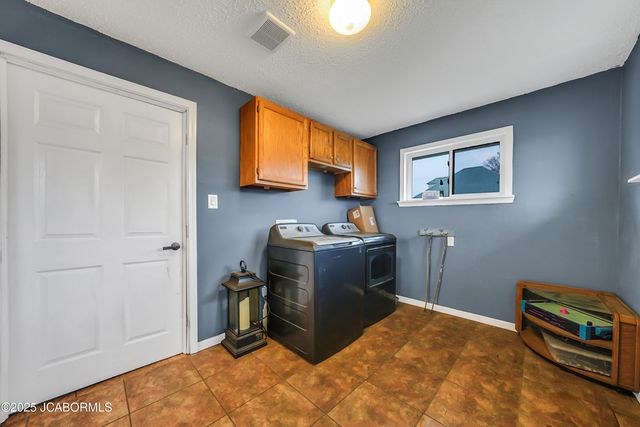 112 WALNUT STREET, Tipton, MO 65081