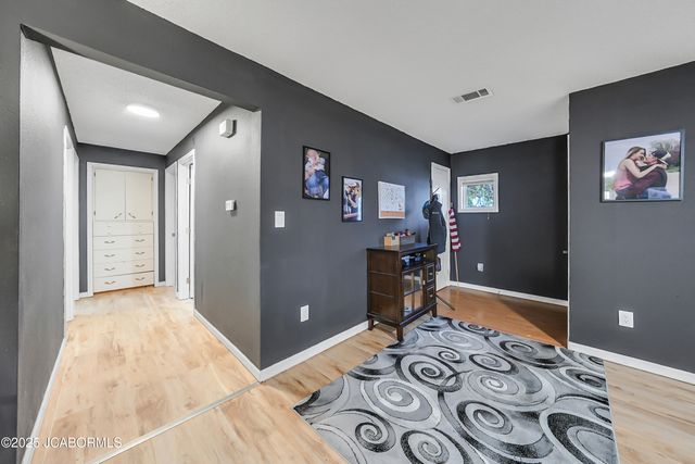 112 WALNUT STREET, Tipton, MO 65081