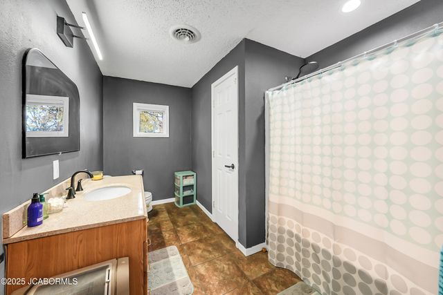 112 WALNUT STREET, Tipton, MO 65081