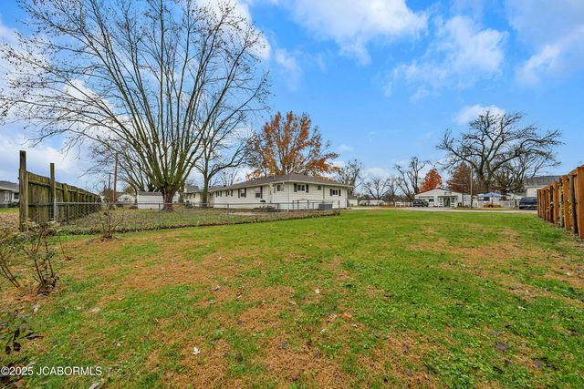 112 WALNUT STREET, Tipton, MO 65081