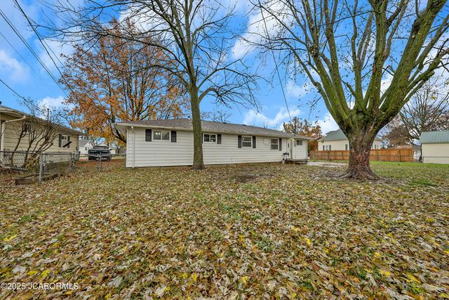 112 WALNUT STREET, Tipton, MO 65081