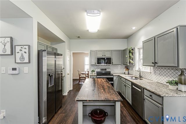 10609 Sherwin Pl, Glen Allen, VA 23059